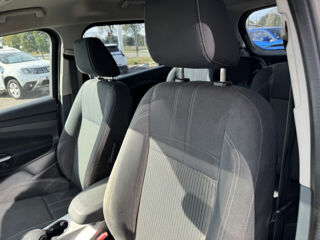 Grand C-MAX 1.6 TDCI 115 FAP Titanium 2011 occasion 42210 Bellegarde-en-Forez