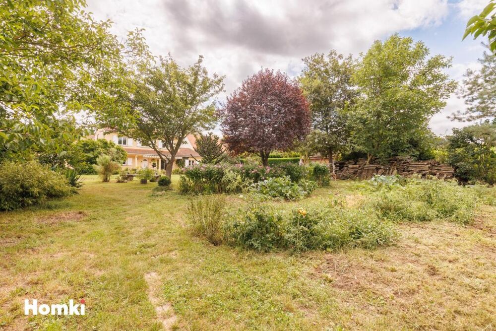 Maison/Villa T7 de 145 m² à Coudes 63114
