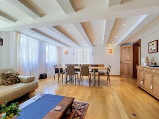  Appartement à vendre 6 pièces 235 m²