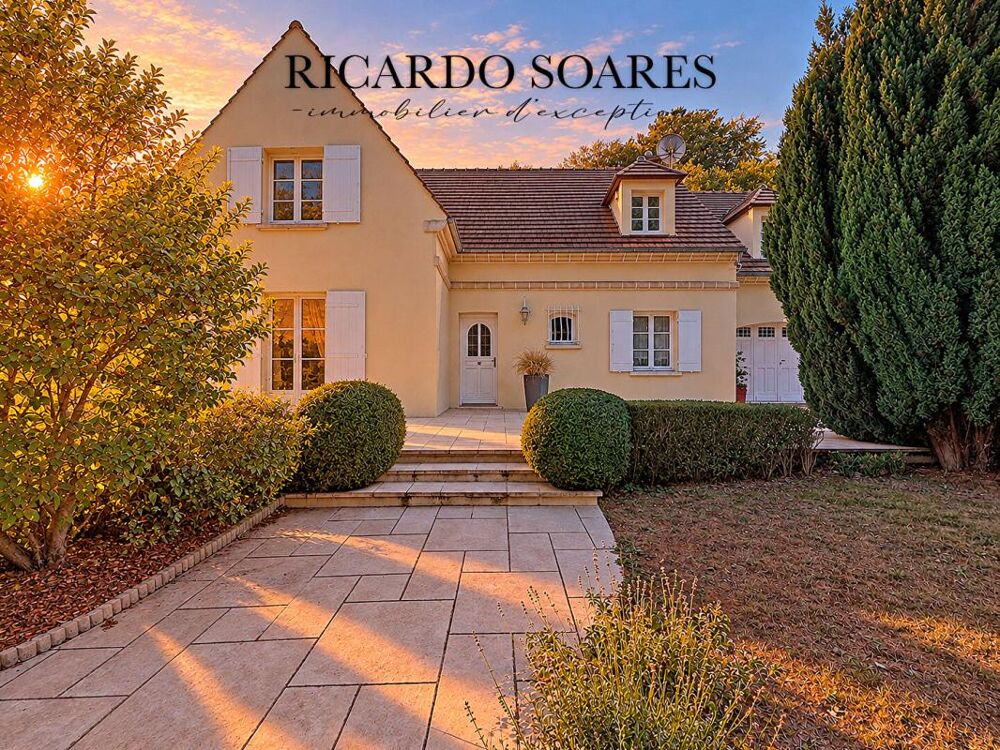 60700 PONT-SAINTE-MAXENCE - MAISON FAMILIALE 205 m² AU SOL / 4/5 CHAMBRES / PISCINE / DÉPENDANCE 50 m² / TERRAIN 1876 m²