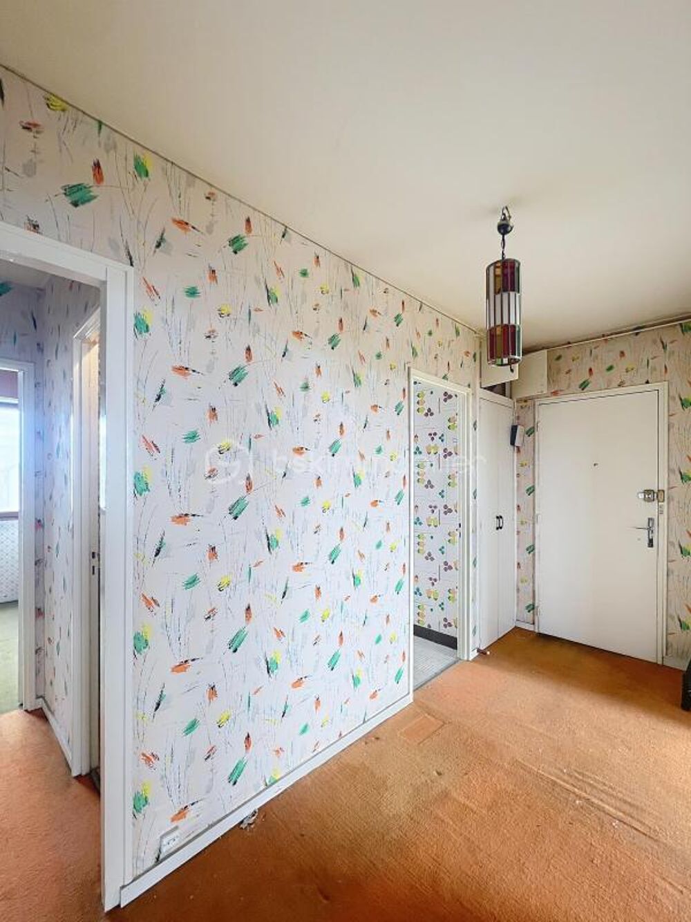 appartement T2 de 63 m² avec balcon, cave et parking  Châteauroux - quartier des Marins