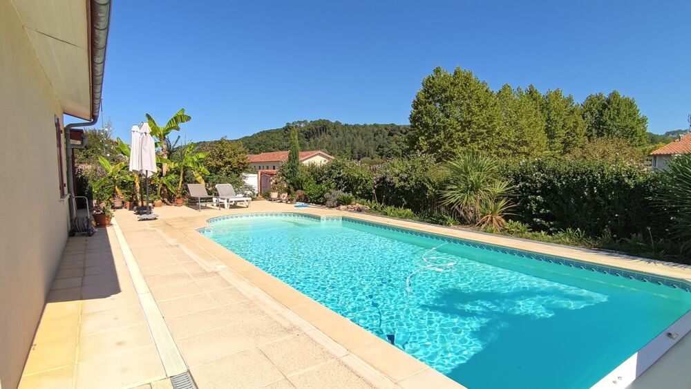 Maison de plain-pied 5 pièces avec piscine et garage - Geaune, proche Aire sur l'Adour (40)