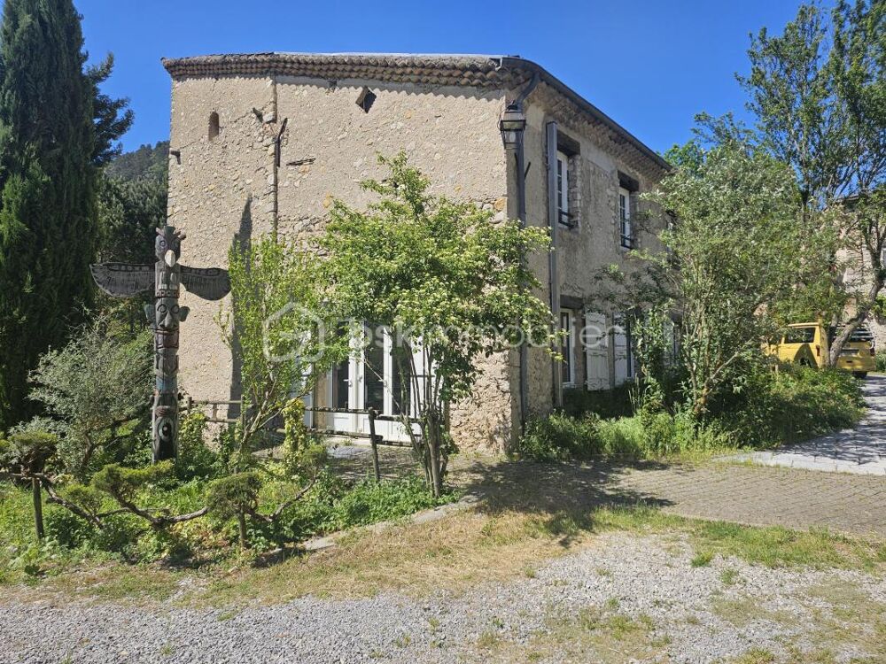 Propriété patrimoniale exceptionnelle  700 m²  Terrain constructible'
