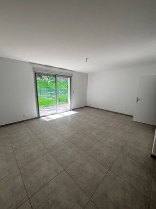  Appartement à louer 1 pièce 36 m²