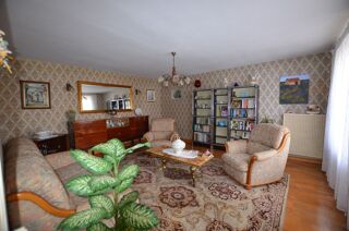  Maison � vendre 10 pi�ces 243 m�