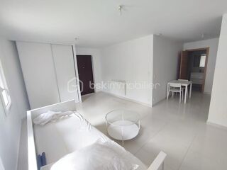  Appartement à louer 1 pièce 30 m²