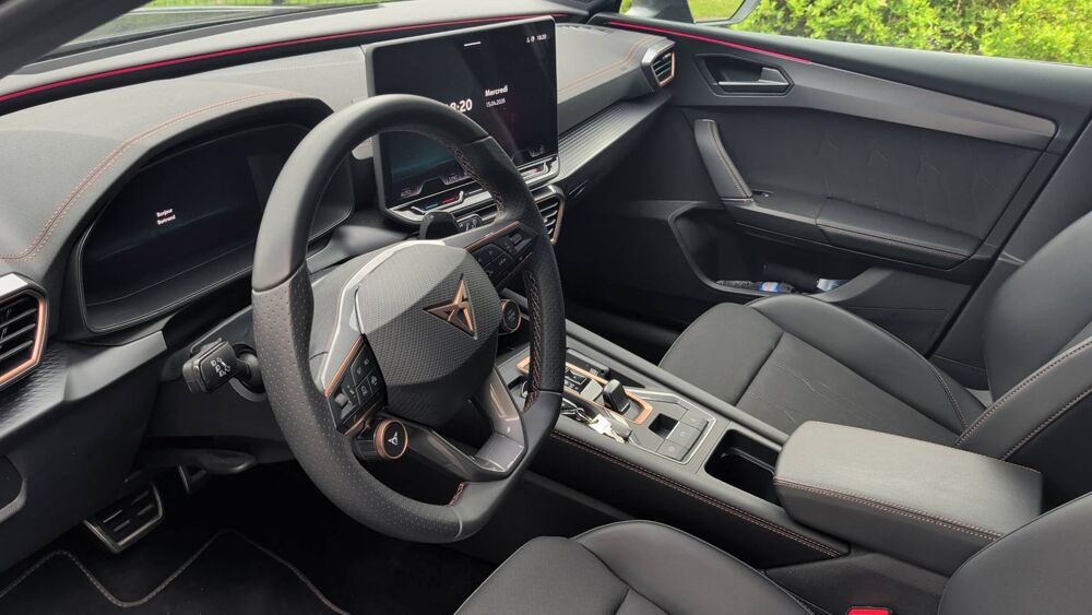Leon SportsTourer 2.0 TDI 150 DSG7 V - Garantie constructeur Auto 2024 occasion 62129 Therouanne