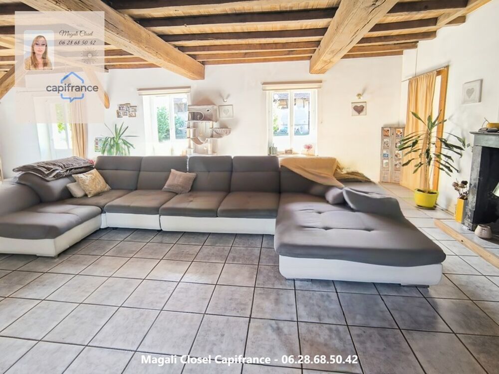 Vente Maison Bel ensemble immobilier de caractère sur près de 3 hectares. Maison, dépendances et Boxs à chevaux Terrans