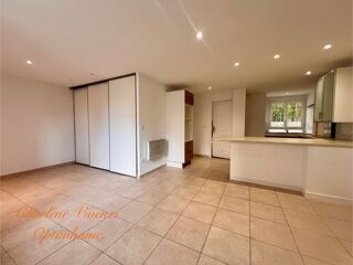  Appartement  vendre 2 pices 49 m