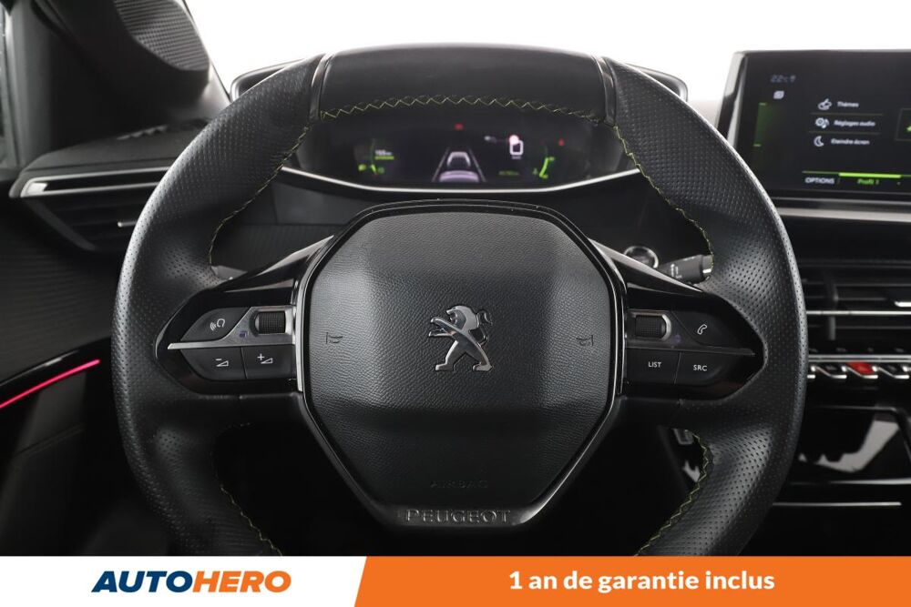 208 1.2 PureTech GT Pack 100 ch 2022 occasion 92130 Issy-les-Moulineaux