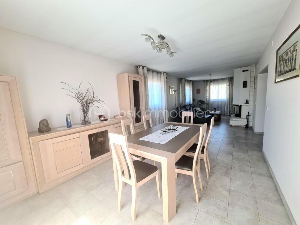 Vente Maison Maison avec piscine, espace bien-être et dépendance professionnelle-Quartier Rossallmend Staffelfelden