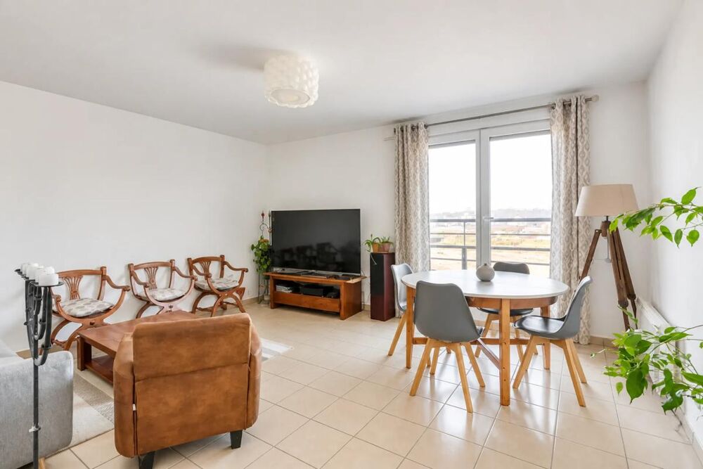 Appartement lumineux 4P avec 2 balcons à Rouen