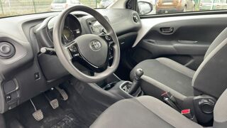 Aygo II 1.0 VVT-i 72 Active - Garantie constructeur Entretien 2022 occasion 49100 Angers