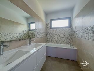  Maison à louer 4 pièces 103 m²