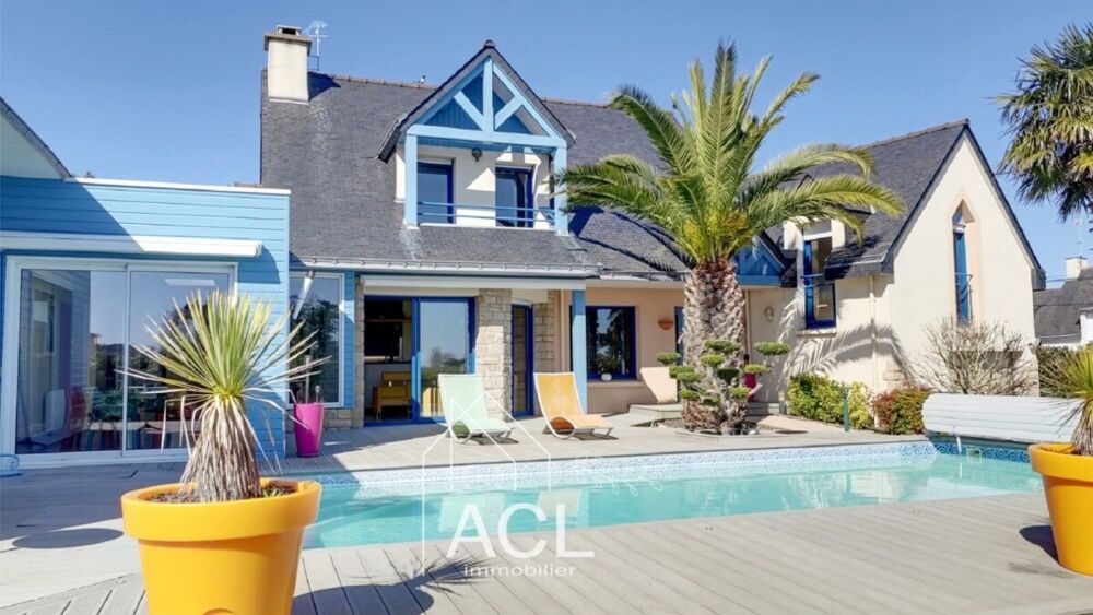 Maison darchitecte avec piscine à 200 m des plages