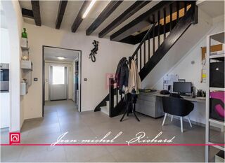  Maison � vendre 8 pi�ces 210 m�