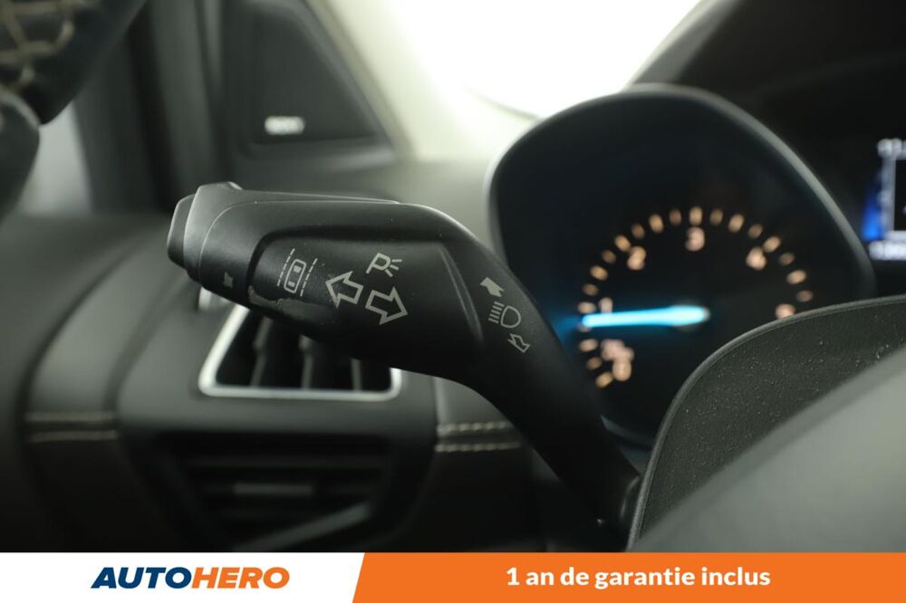 Kuga 2.0 TDCi Vignale 4x4 PowerShift 180 ch 2017 occasion 92130 Issy-les-Moulineaux