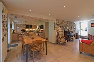  Maison à vendre 8 pièces 151 m²