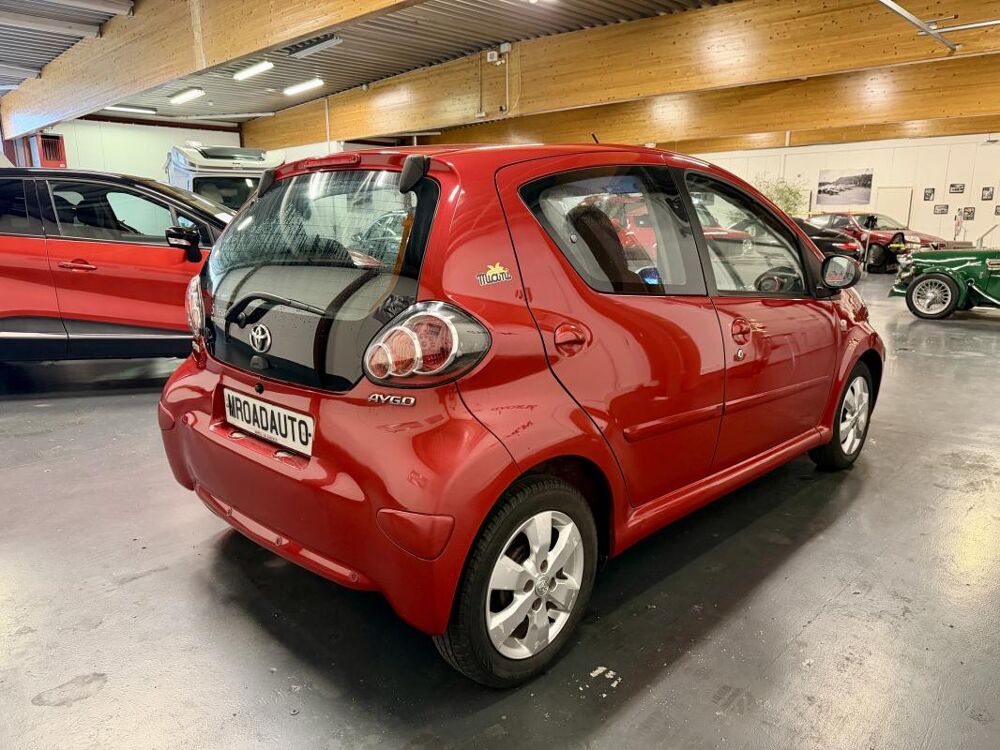 Aygo 1.0vvt-i 68ch Carplay 2011 occasion 59700 Marcq-en-Barœul