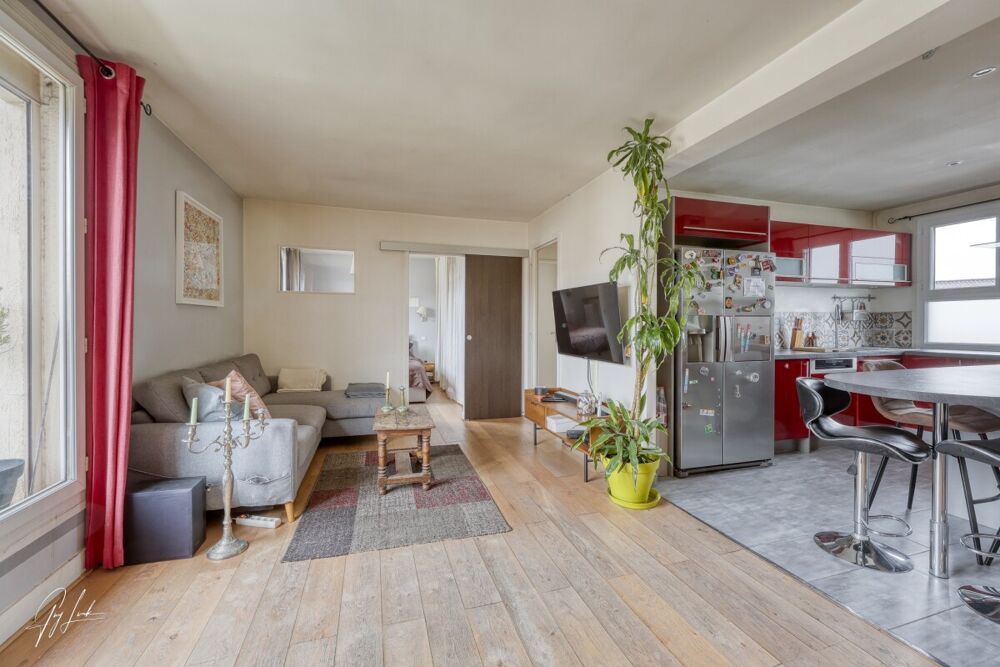 Vente Appartement 3 pièces - Courbevoie Bécon 57m² dernier étage terrasse sud Courbevoie