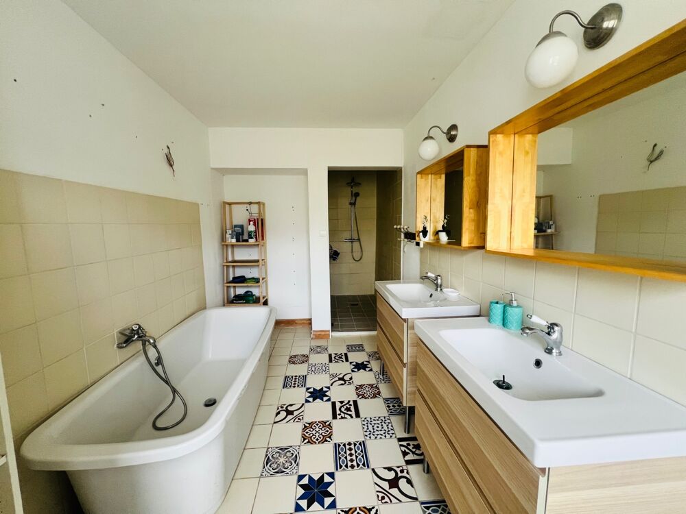Vente Maison Maison type LOFT- 4 chambres 259m² Châtellerault Chatellerault