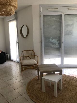  Appartement à louer 1 pièce 33 m²