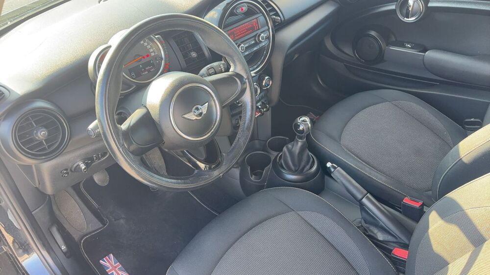 Cooper F56 1.2 One 75ch 102 - 4 places 2016 occasion 33500 Libourne