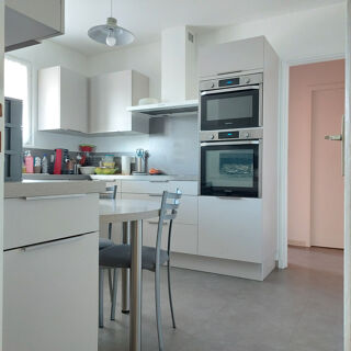 Vente Maison Maison à vendre 5 pièces MONTAUBAN (82) de plain pied avec garage, parkings, jardin et dépendance Montauban