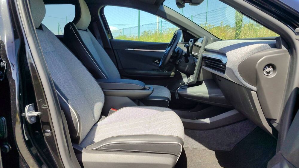 M&eacute;gane EV60 E-Tech 220 60 kWh Techno Optimum Charge - Premi&egrave;re main 2024 occasion 35000 Rennes