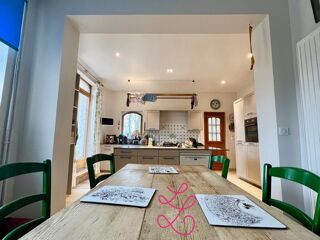  Maison  vendre 10 pices 400 m