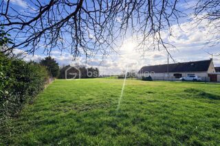  Terrain à vendre 973 m²