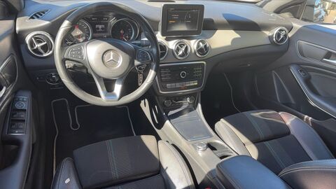 Classe CLA Classe 220 CDI 177 7G-Tronic Sensation - Automatique 2016 occasion 69800 Saint Priest