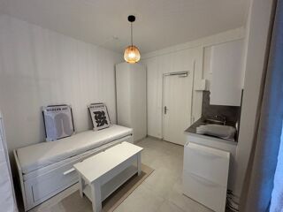 Appartement à louer 1 pièce 14 m²