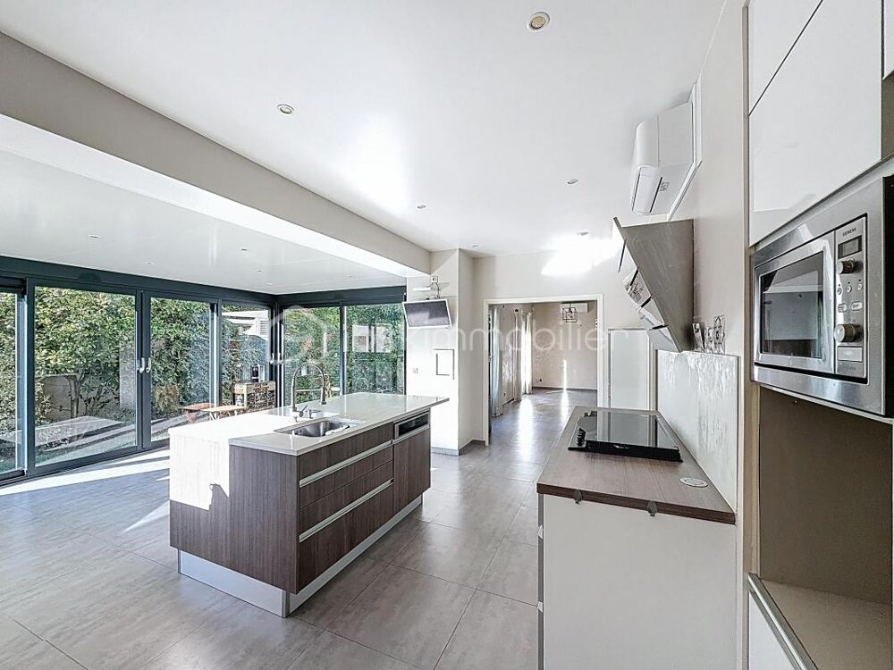 Vente Maison Maison familiale – 158 m² habitables – 5 chambres Les pavillons sous bois