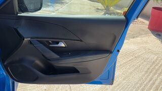 208 136 50kWh GT - Automatique 2021 occasion 30320 Poulx