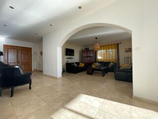  Maison à vendre 10 pièces 288 m²
