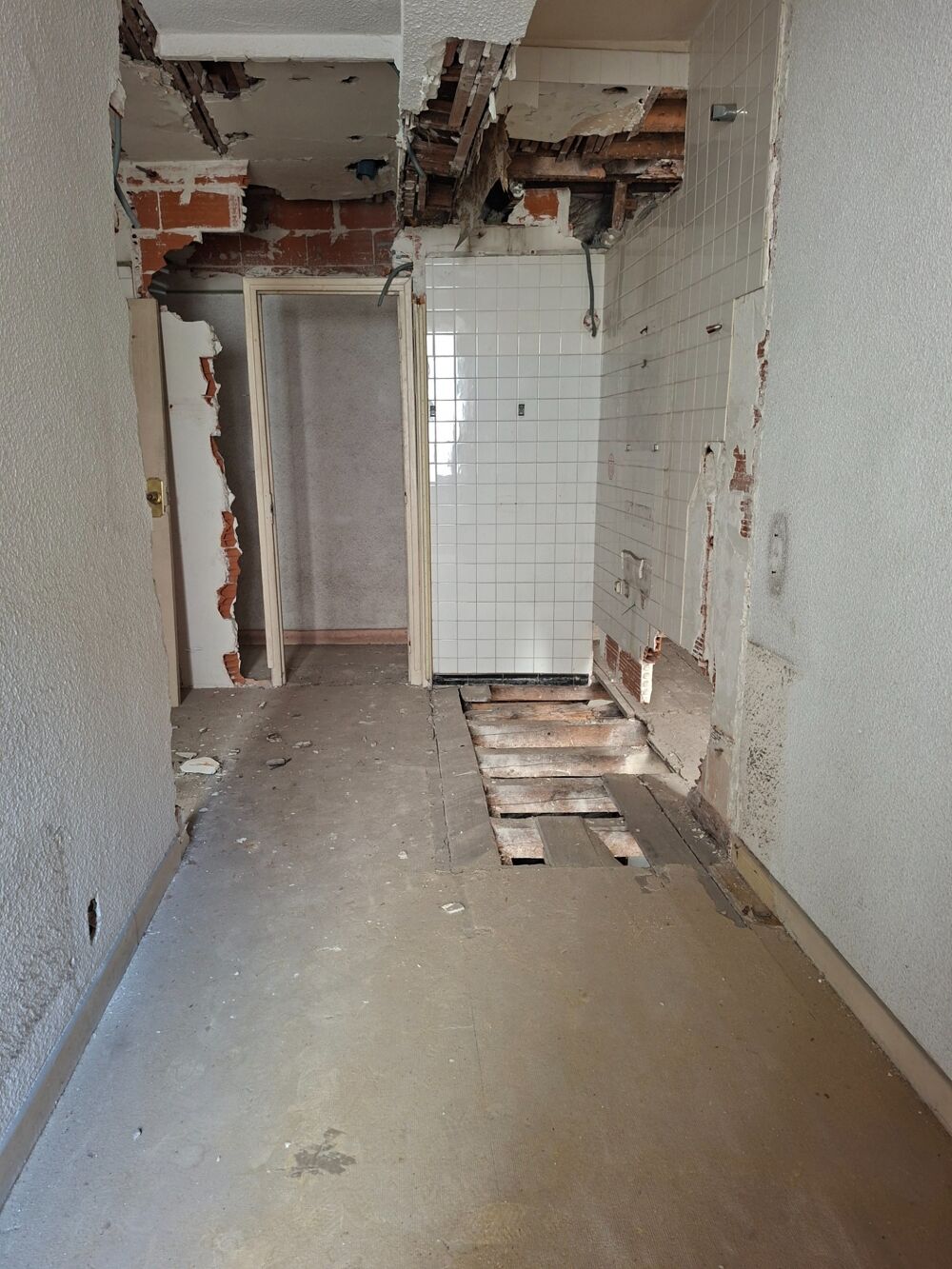 2 Appartements-plateaux à vendre 2 lot, 6 pièces LOURDES (65)