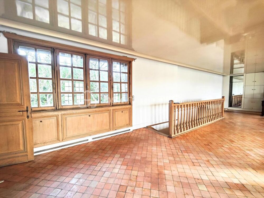 à vendre  Propriété/château Gambais (78950)