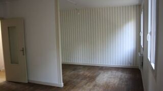  Appartement à louer 3 pièces 69 m²