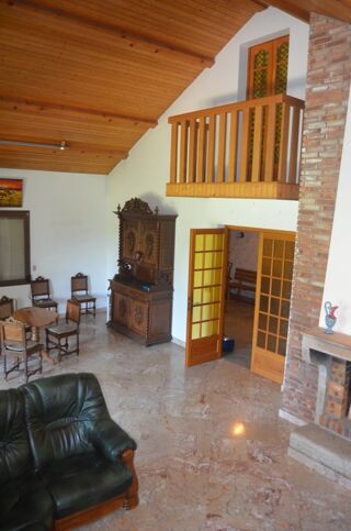  Maison  vendre 7 pices 175 m