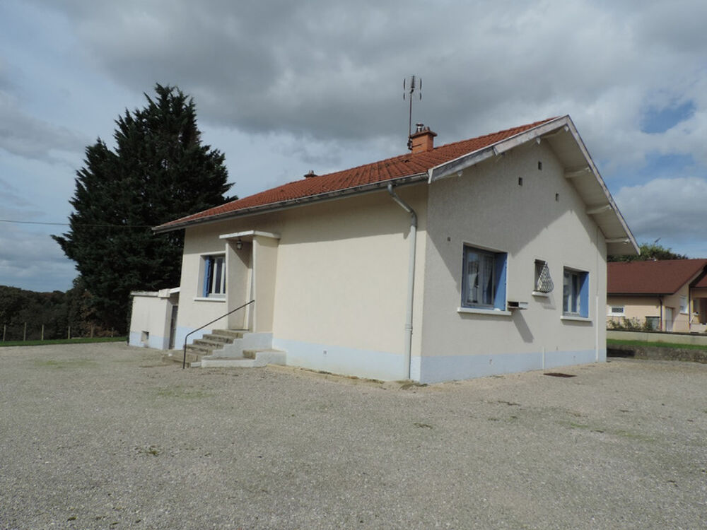 Dpt Ain (01), à vendre MONTAGNAT, propriété à rénover avec maison de 84 m² et dépendance de 170 m² - Terrain de 2 300 m²