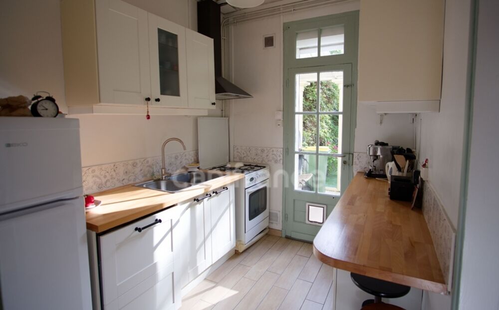 Vente Maison Maison de ville  rénovée, entre Saint-Augustin, Saint-Genès et Mériadeck, avec jardin, charme ancien et emplacement central priv Bordeaux