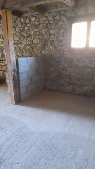  Remise / Grange à vendre 4 pièces 116 m²
