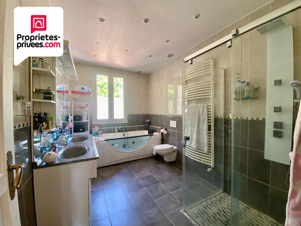 � vendre  Propri�t�/ch�teau Montmorency (95160)