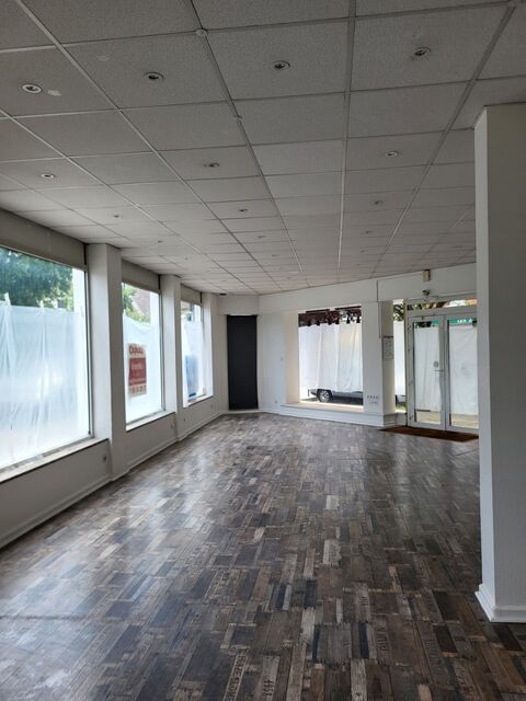    vendre Mur - locaux de 143 m  Savigny-sur-Orge 