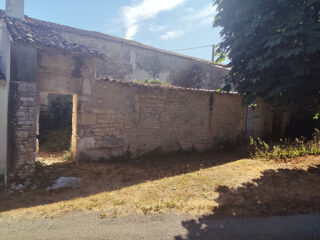  Remise / Grange à vendre 1 pièce 147 m² Saint hilaire de villefranche