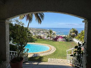 Vente Villa À vendre – Villa vue panoramique à St Gilles les bains Saint paul