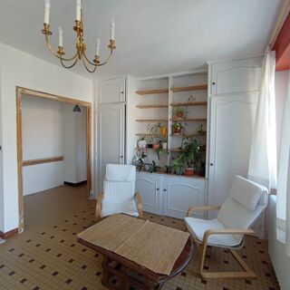 Appartement à louer 3 pièces 65 m²