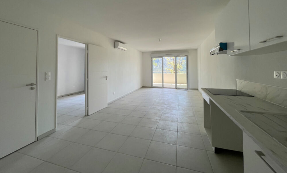Vente Appartement Magnifique T2 de 46 m² avec sa terrasse de 16 m², un double stationnement et une cave Gilette