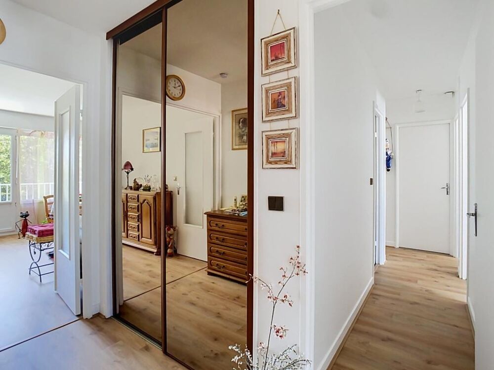 Vente Appartement MAISONS-ALFORT - 4 PIÈCES 79m² LC AVEC BOX ET CAVE - 3ÈME ÉTAGE AVEC ASCENSEUR Maisons alfort